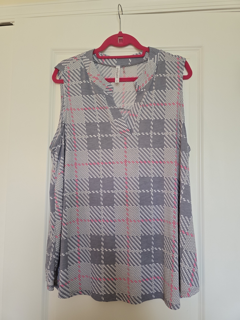 Dear Scarlett Gray & Pink Plaid Sleeveless V-Neck Blouse